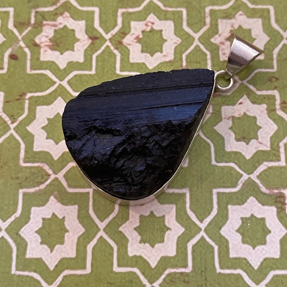Natural Black Tourmaline Rough Teardrop 925 Silver Plated Pendant – Brand New - Picture 5 of 7